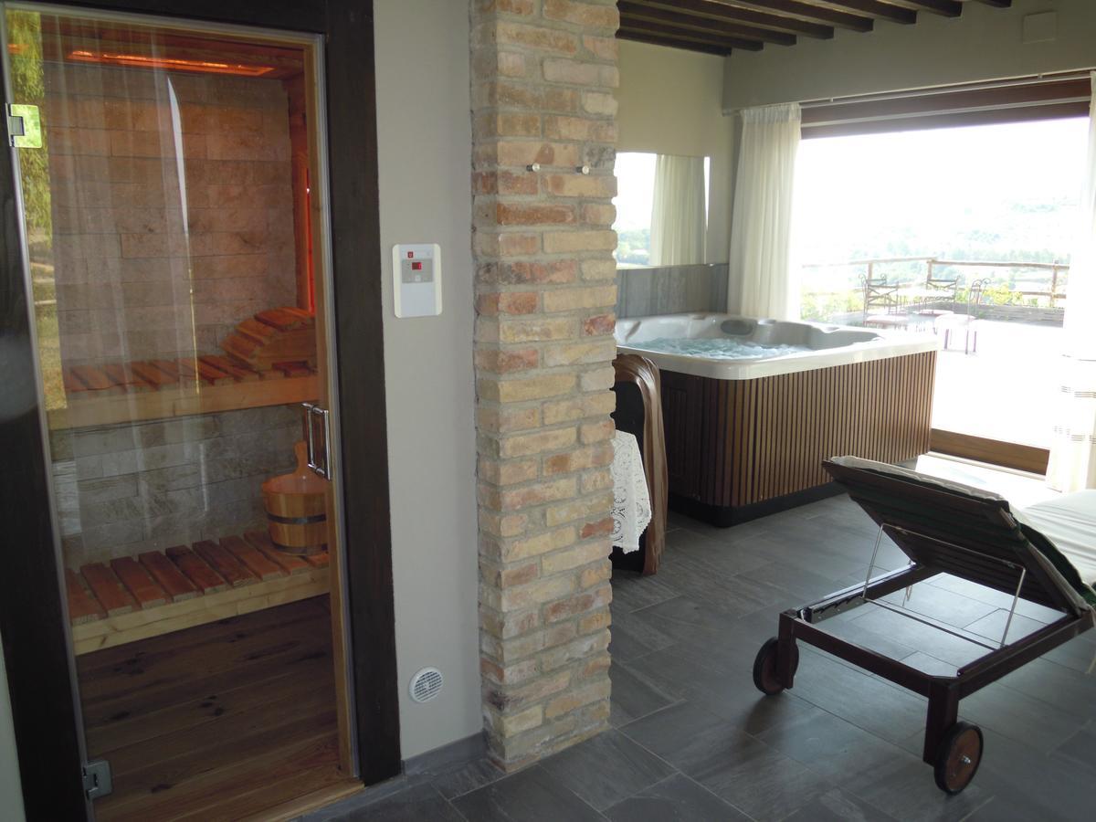 Agriturismo Piccolo Albero 洛雷托·阿普鲁蒂诺 外观 照片